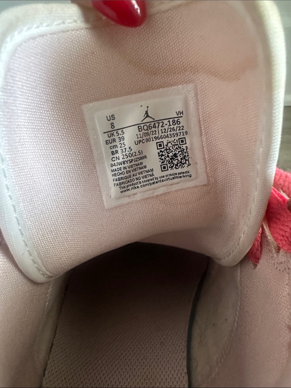Nike Women's Air Jordan 1 Mid Strawberries and Cream Sneakers - Picture 9 of 12